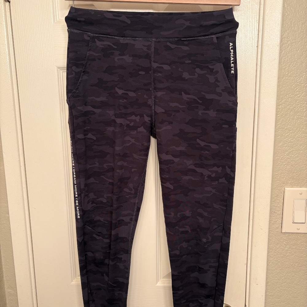 Alphalete Joggers